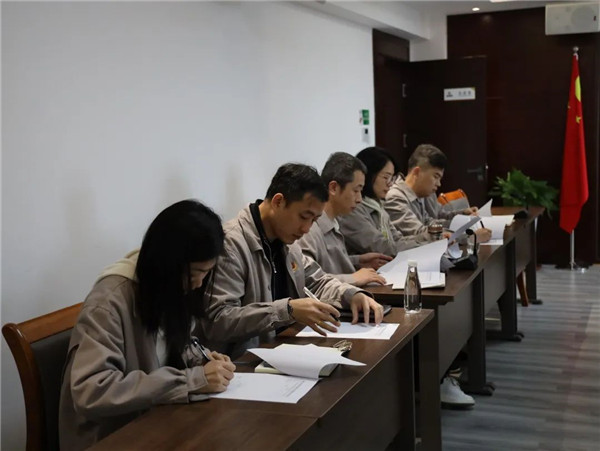 市城投集团召开2021年度基层党组织书记抓基层党建工作述职评议会议